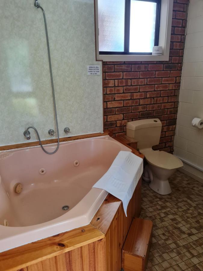 Toora Lodge Motel Экстерьер фото