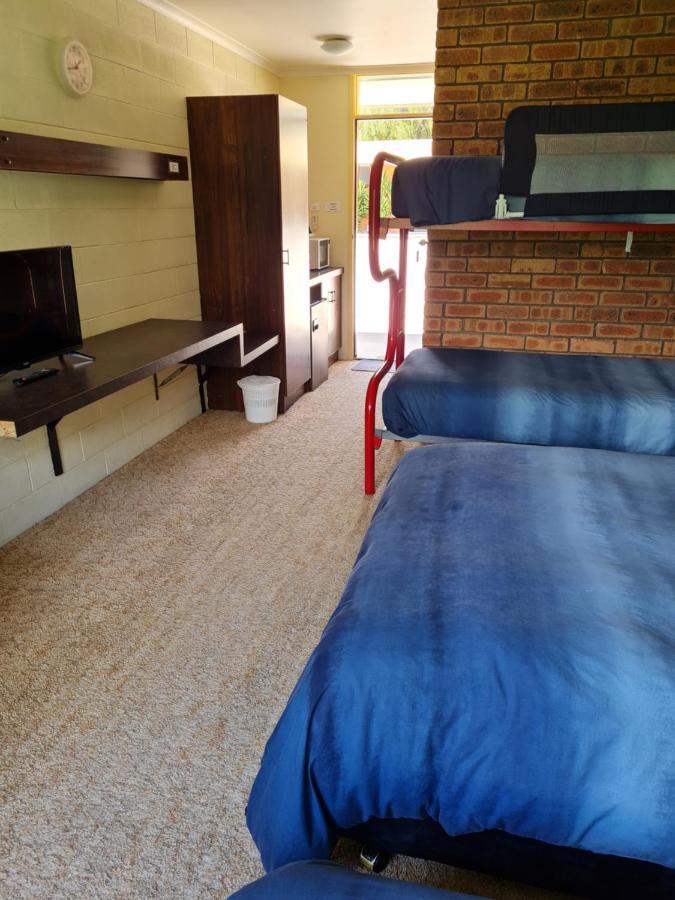 Toora Lodge Motel Экстерьер фото
