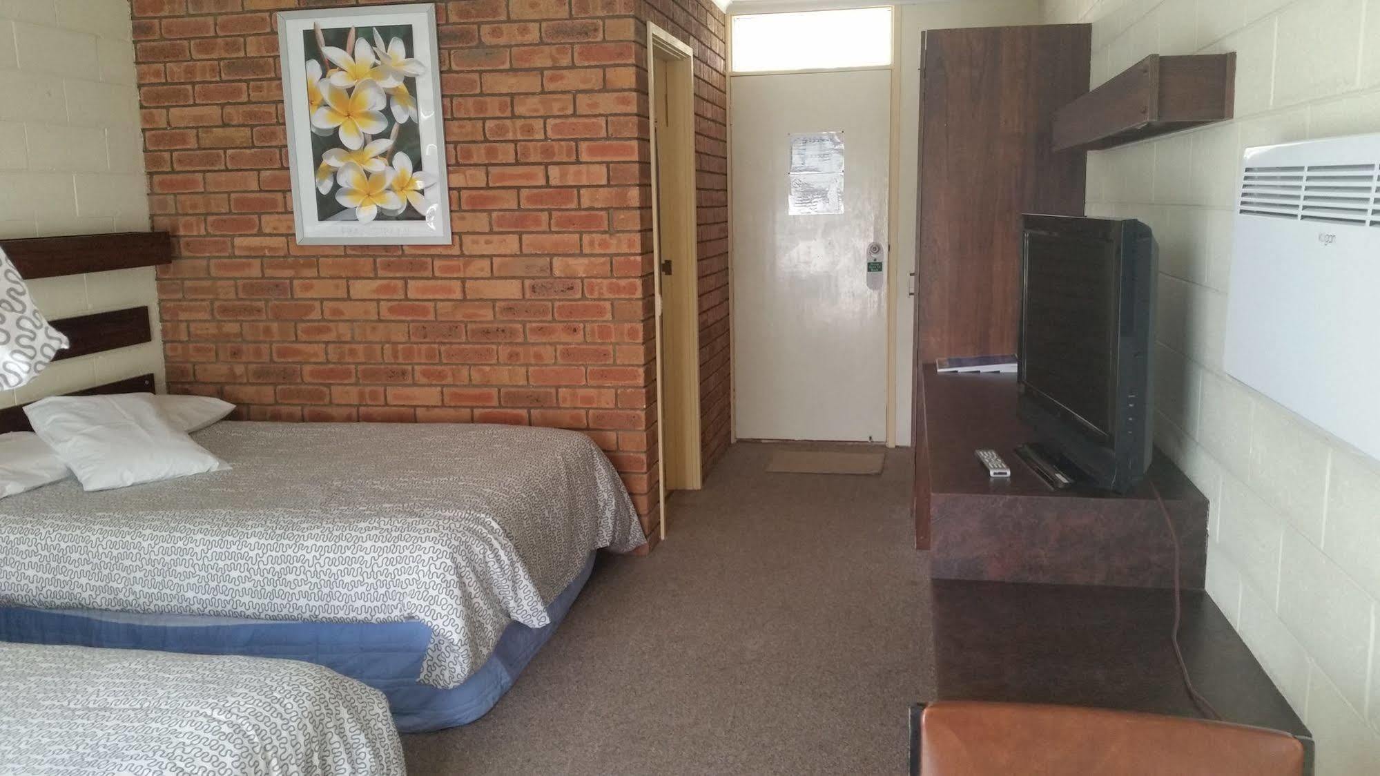 Toora Lodge Motel Экстерьер фото